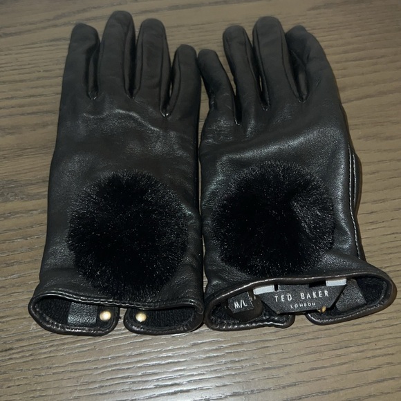 Ted Baker Accessories - Ted baker Leather gloves black M/L